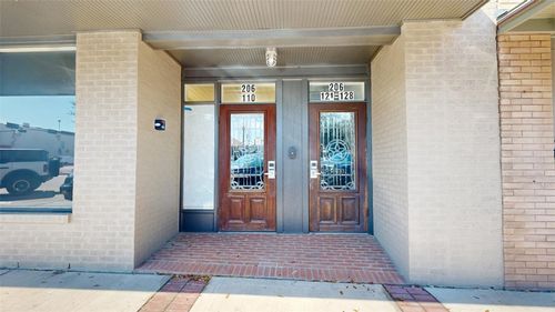 124-206 N Main St, Bryan, TX, 77803-3279 | Card Image