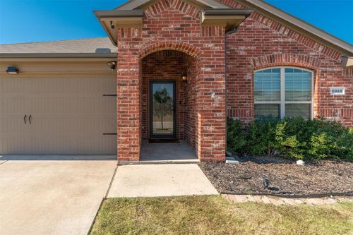 2313 Carrier Dr, Fate, TX, 75189-4543 | Card Image