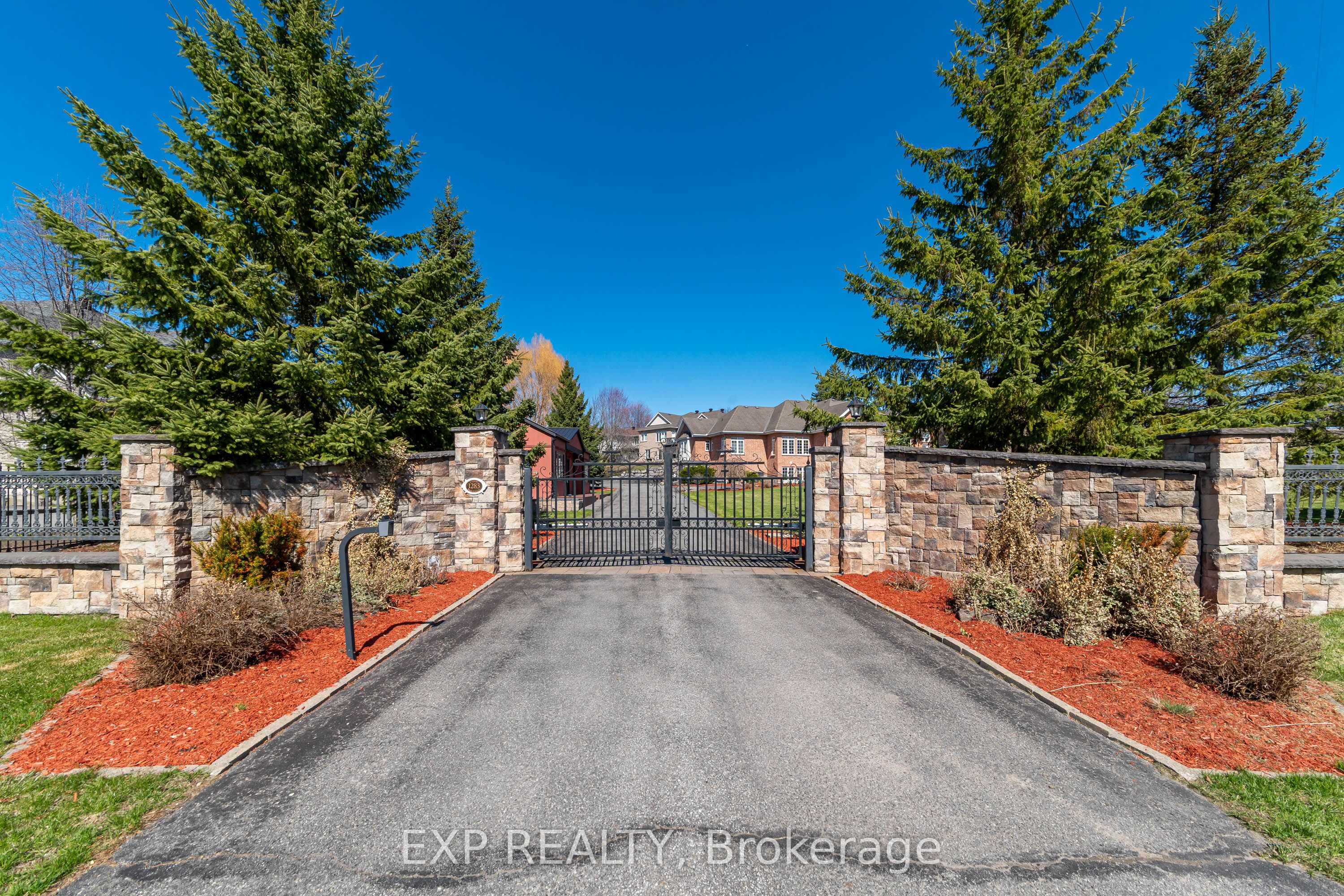 Residential in Blossom Park - Airport and Area 2