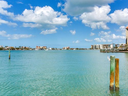 apt-b-210 Dolphin Pt, CLEARWATER BEACH, FL, 33767-2106 | Card Image