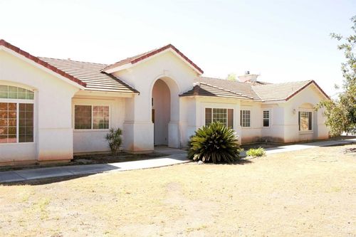 30756 Evening Star Cir, Valley Center, CA, 92082-3870 | Card Image