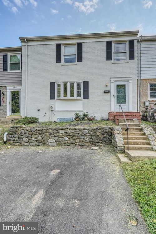 5604 Rollins Ln, CAPITOL HEIGHTS, MD, 20743-5549 | Card Image