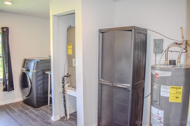 1201 N 4250 Rd, House other with 3 bedrooms, 2 bathrooms and null parking in Hugo OK | Image 12