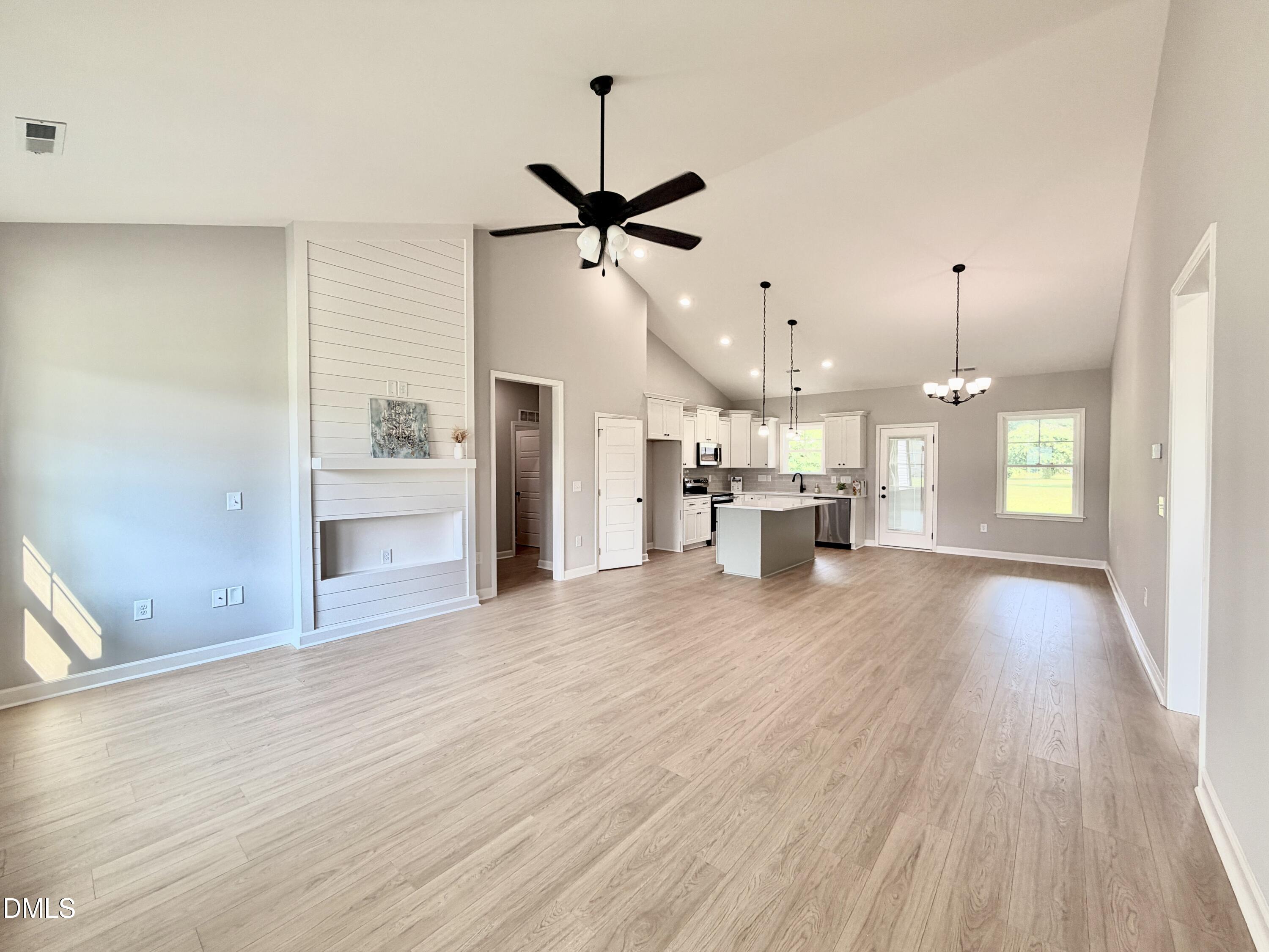 Residential in La Grange 3