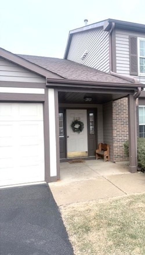 unit-b-229 Brett Cir, Wauconda, IL, 60084-1584 | Card Image