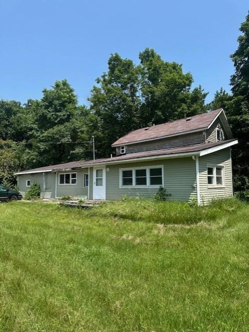 706 5th St Sw, Pine Island, MN, 55963-9002 | Card Image