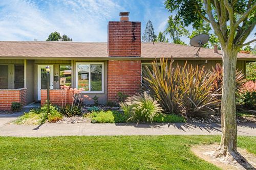 29 Woodgreen Street, Santa Rosa, CA, 95409 | Card Image