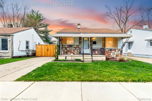 22369 Cunningham Ave, Warren, MI, 48091-3633 | Card Image