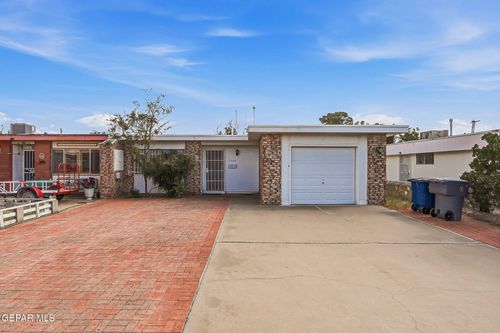 10648 Cardigan Dr, El Paso, TX, 79935-1206 | Card Image