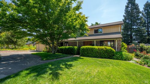 578 Caber Dr, Santa Rosa, CA, 95409-4426 | Card Image