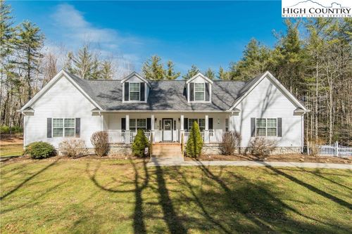 595 Brooks Rd, Glade Valley, NC, 28627-8846 | Card Image