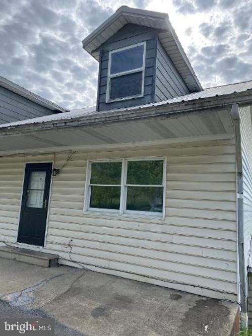 apt-3-107 4th St, TERRA ALTA, WV, 26764-2009 | Card Image