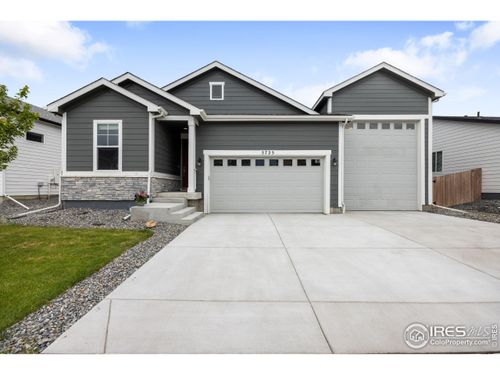 5725 Bay Hill Dr, Windsor, CO, 80528-9040 | Card Image