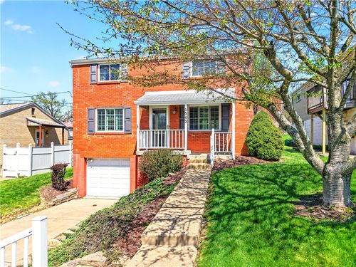 1543 Roosevelt Ave, South Park, PA, 15129-9637 | Card Image