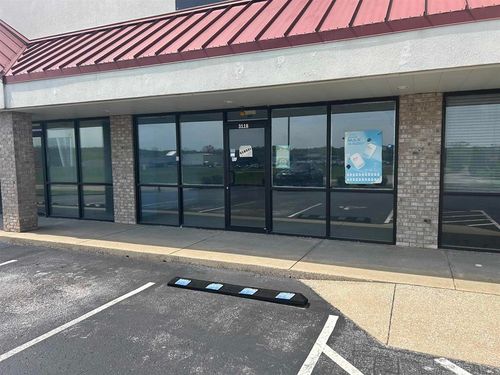 3118 Alvey Park Dr E, Owensboro, KY, 42303-2198 | Card Image