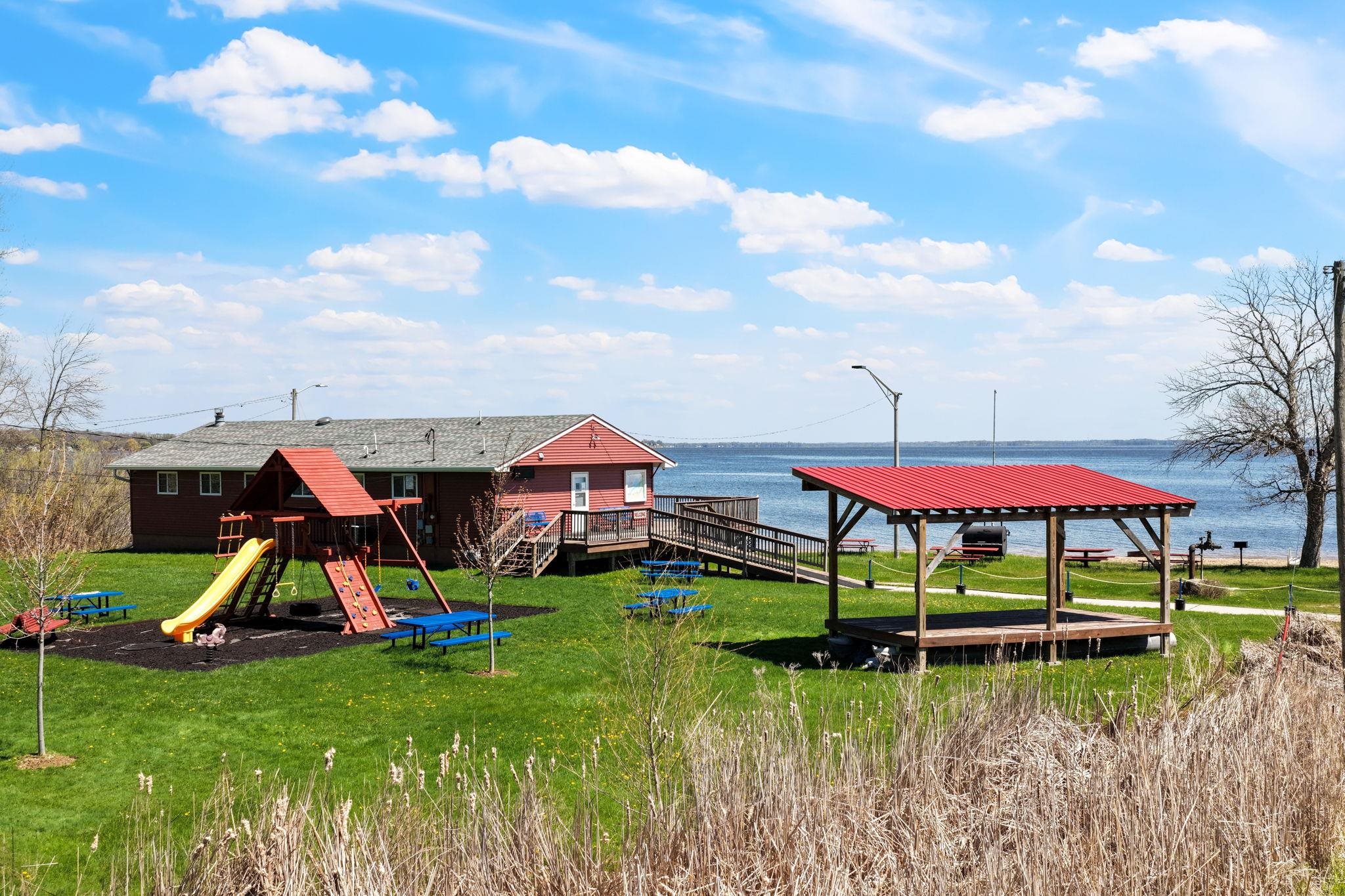 Residential in Albion
