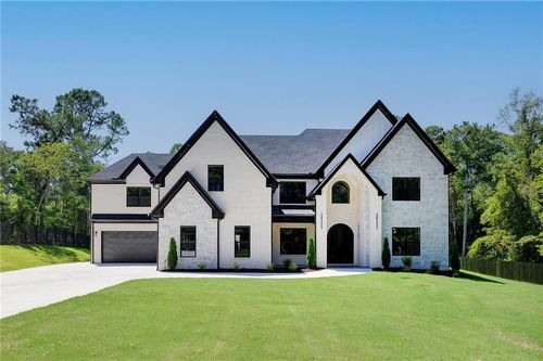 3275 Smithtown Rd, Suwanee, GA, 30024-2431 | Card Image