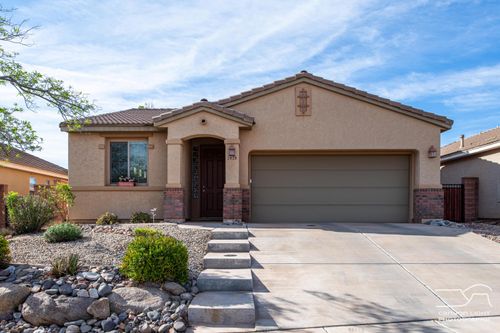 2828 E Slick Rock Rd, Washington, UT, 84780-2493 | Card Image