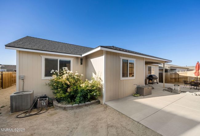 1827 Hickory Ln, House other with 4 bedrooms, 2 bathrooms and 2 parking in Fernley NV | Image 34