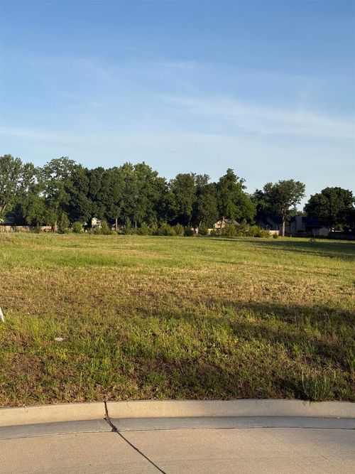 1103 Stutzman Cir, Halstead, KS, 67056 | Card Image