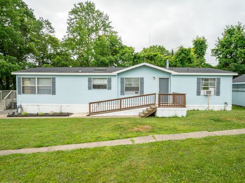 1804 Green View Dr, Erie, PA, 16509-7212 | Card Image