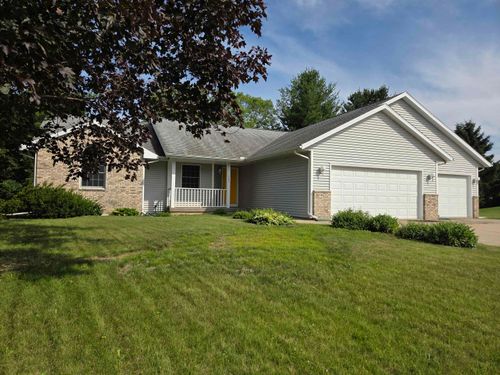 384 Fairway Dr, Milton, WI, 53563-1367 | Card Image