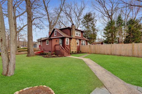 94 Upton Dr, Sound Beach, NY, 11789-2046 | Card Image