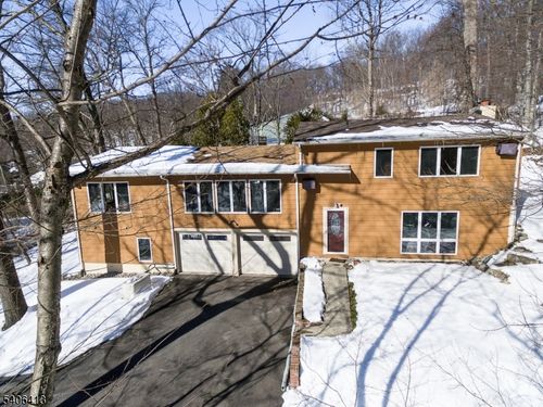 12 Ledgewood Trl, Kinnelon, NJ, 07405-2870 | Card Image