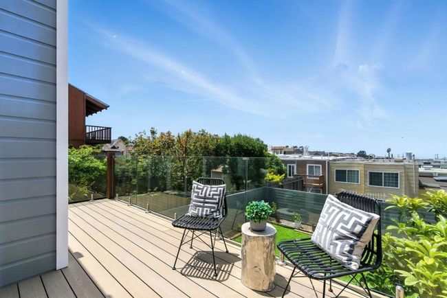 1815 18 Th Ave, House other with 3 bedrooms, 4 bathrooms and 1 parking in San Francisco CA | Image 36
