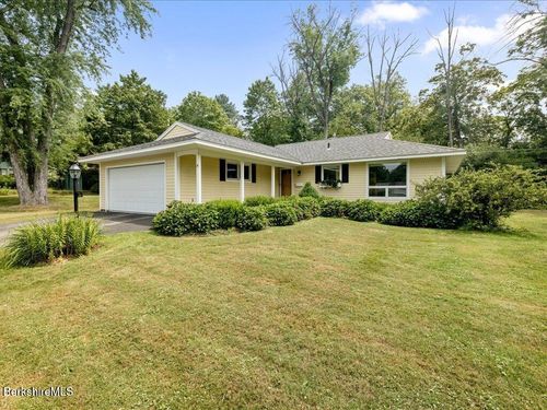 34 Jerome Dr, Williamstown, MA, 01267-2035 | Card Image