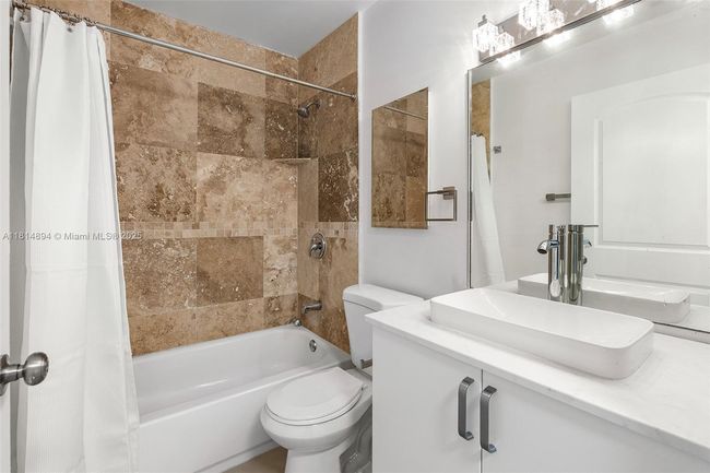 APT-60 - 10350 Sw 154 Th Circle Ct, Condo with 3 bedrooms, 3 bathrooms and null parking in Miami FL | Image 27