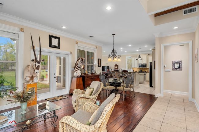 Dining area/breakfast room near foyer. | Image 25