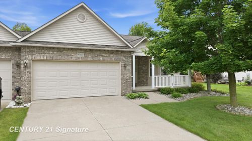 6460 Royal Club Drive, Flint Charter Township, MI, 48433 | Card Image