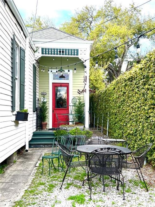 5715 1/2 Magazine St, New Orleans, LA, 70115-3209 | Card Image