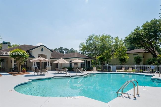 APT-1004 - 897 Fording Island Rd, Condo with 2 bedrooms, 2 bathrooms and null parking in Bluffton SC | Image 36