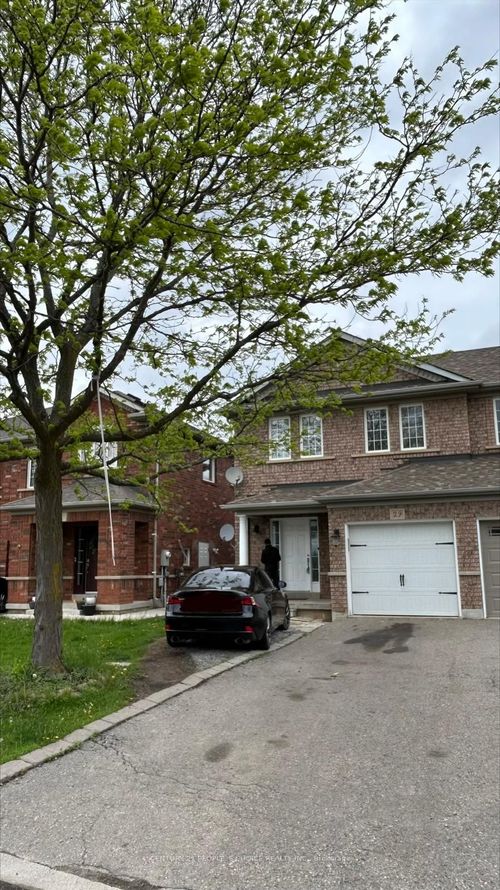 29 Dunure Cres, Brampton, ON, L7A2Y6 | Card Image