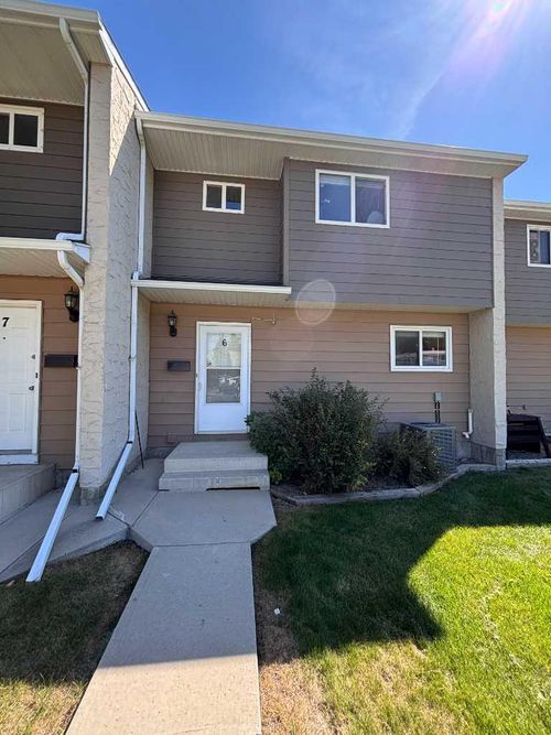 6-65 Lafayette Boulevard W, Lethbridge, AB, T1K3Y4 | Card Image