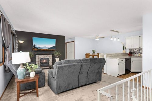 2536 Brookdale Ln, Brooklyn Park, MN, 55444-2313 | Card Image