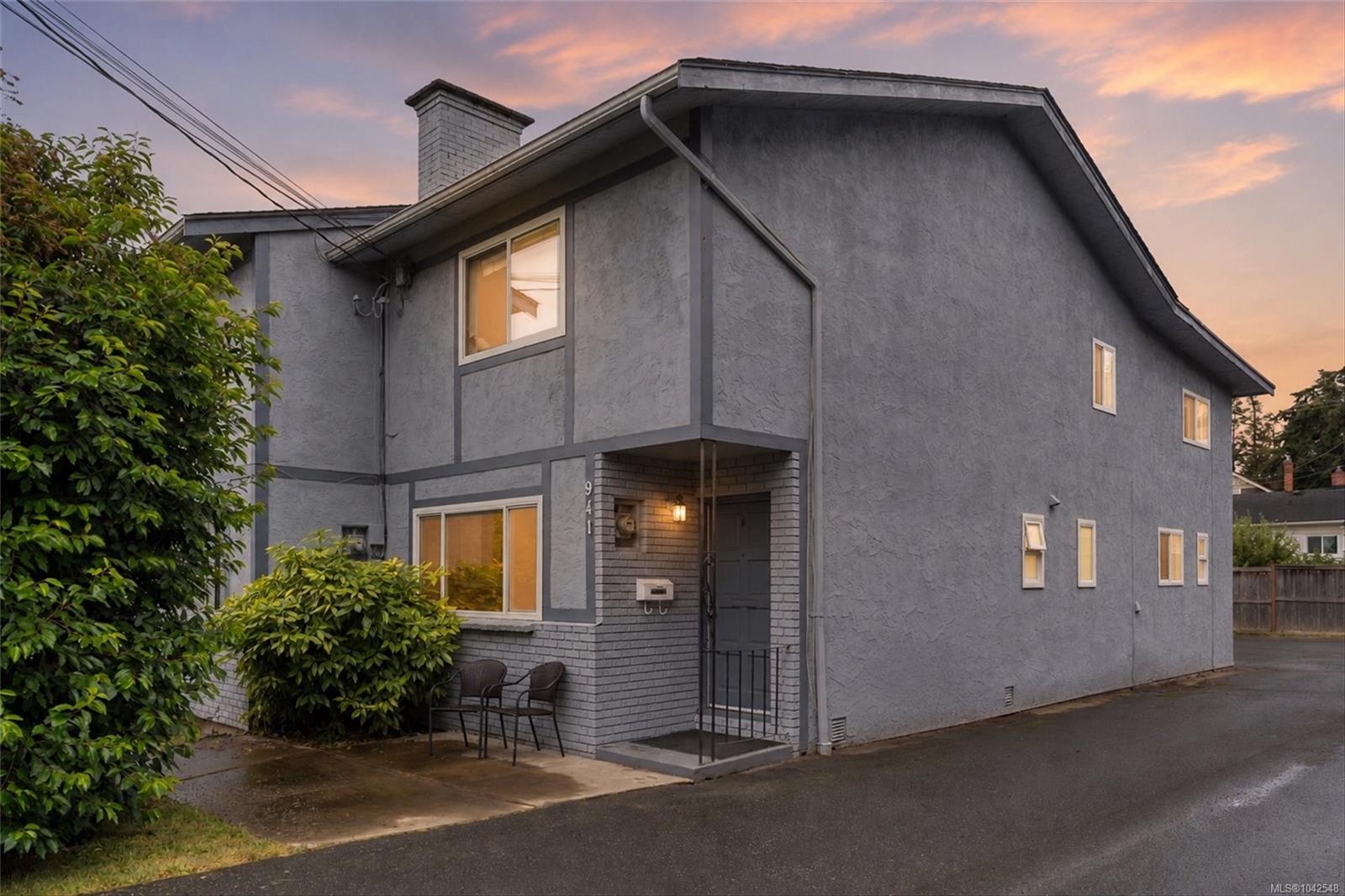 Residential in Esquimalt