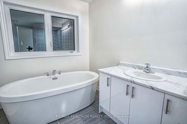 1502 Harker St, House other with 4 bedrooms, 3 bathrooms and 1 parking in Innisfil ON | Image 28