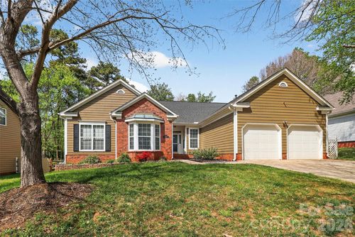 10631 Jardin Way, Charlotte, NC, 28215-8044 | Card Image
