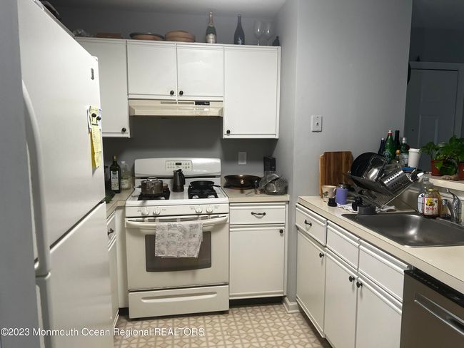 41 Fennec Ct, Condo with 2 bedrooms, 2 bathrooms and null parking in Tinton Falls NJ | Image 7