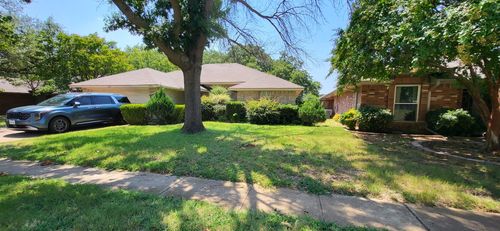 2603 Bayberry Ln, Euless, TX, 76039-7933 | Card Image