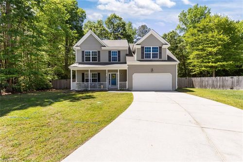 6823 Watch Harbour Cir, Hayes, VA, 23072-2944 | Card Image