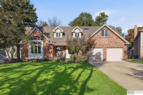 16516 Spring Circle, Omaha, NE, 68130-2040 | Card Image