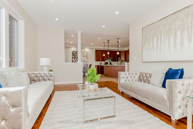 33 Leparc Rd, House other with 7 bedrooms, 5 bathrooms and 5 parking in Brampton ON | Image 18