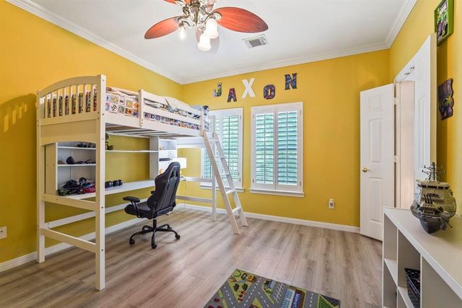 Upstairs bedroom 1 | Image 37