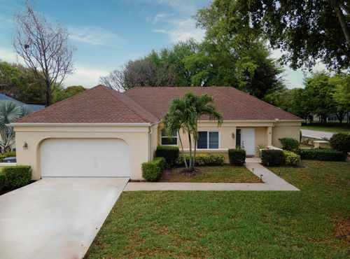 10195 Greentrail Dr N, Boynton Beach, FL, 33436-4405 | Card Image