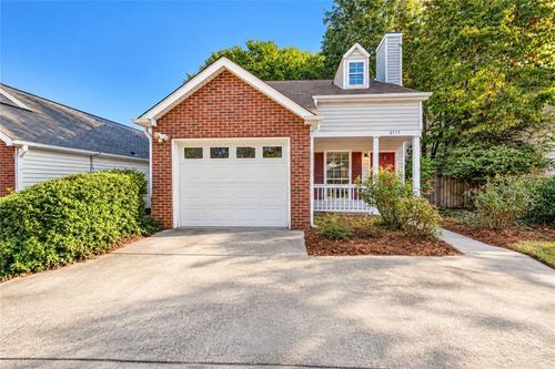 2717 Highland Rdg Nw, Kennesaw, GA, 30152-6028 | Card Image