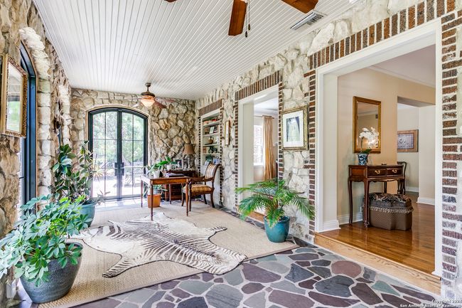 140 Luther Dr, House other with 4 bedrooms, 5 bathrooms and null parking in Olmos Park TX | Image 32